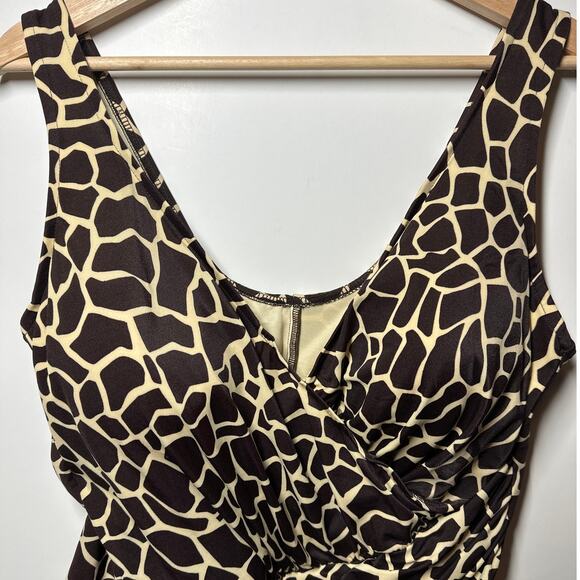Miraclesuit #349880 One-Piece Swimsuit Giraffe Print Sz 20W Slimming Shaping - Picture 2 of 11
